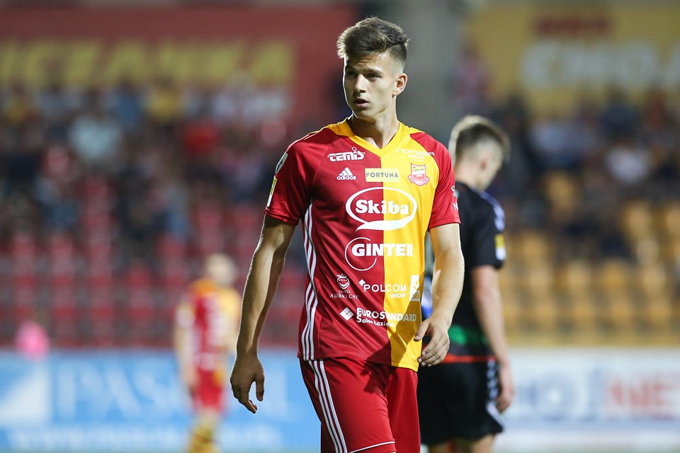 zukowski_mateusz_chojniczanka_fb_mks_wrzesien_2019.jpg zukowski_mateusz_chojniczanka_fb_mks_wrzesien_2019.jpg