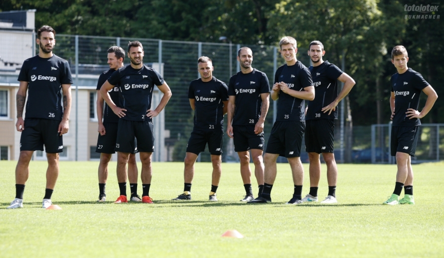 zukowski_mateusz_lechia_2017_trening_23_08_2017_900px.jpg zukowski_mateusz_lechia_2017_trening_23_08_2017_900px.jpg