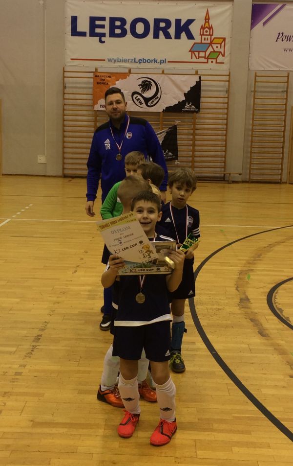 e_turniej_k2_leo_cup_700px_02.jpg