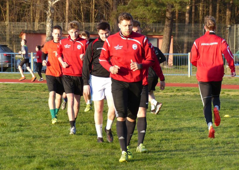 trening_19_04_2021_800_px_01.jpg trening_19_04_2021_800_px_01.jpg