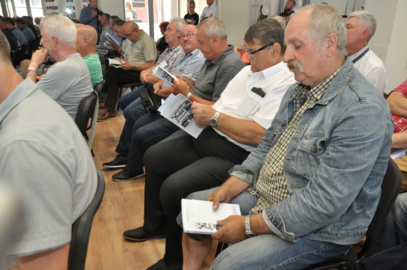 promocja_ksiazki_o_poogni_6_06_2018_800px_12.jpg promocja_ksiazki_o_poogni_6_06_2018_800px_12.jpg